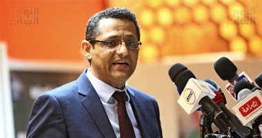 نقيب الصحفيين يطالب بتعديل المادة 12 بقانون تنظيم الصحافة والإعلام