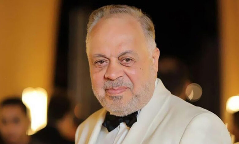 أشرف زكي نافيا صحة الصورة المتداولة لعادل إمام: سنتخذ إجراءات قانونية أشرف زكي نافيا صحة الصورة المتداولة لعادل إمام: سنتخذ إجراءات قانونية