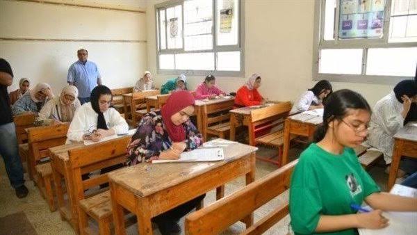 وفاة مراقب داخل لجنة امتحانات للثانوية الفنية في البحيرة وفاة مراقب داخل لجنة امتحانات للثانوية الفنية في البحيرة