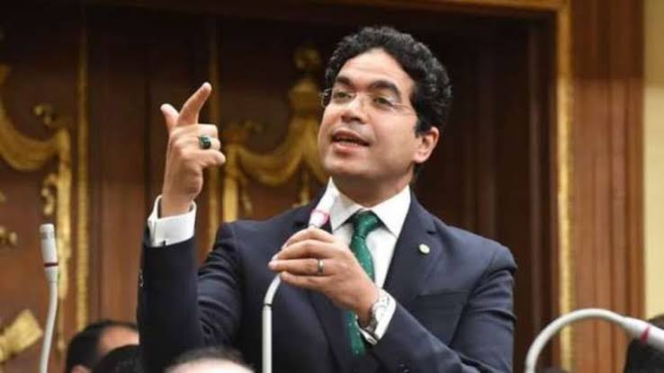 الإيجار القديم.. الفيومي لضياء داود: كلامك مكرر.. والثاني: عندي ألزهايمر