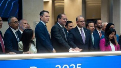 وزير المالية يقرع جرس افتتاح جلسة التداول ببورصة لندن