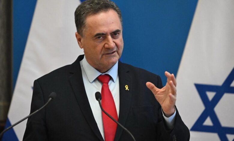 بريطانيا تبحث فرض عقوبات على وزير الدفاع الإسرائيلي بريطانيا تبحث فرض عقوبات على وزير الدفاع الإسرائيلي