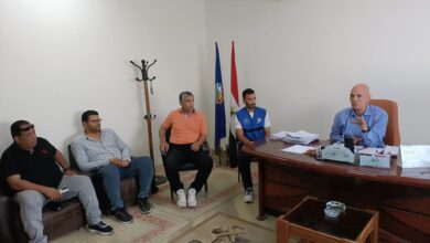 الجزار يجتمع مع رؤساء المبادرات الشبابية والبرلمان لتعزيز العمل الشبابي في البحيرة