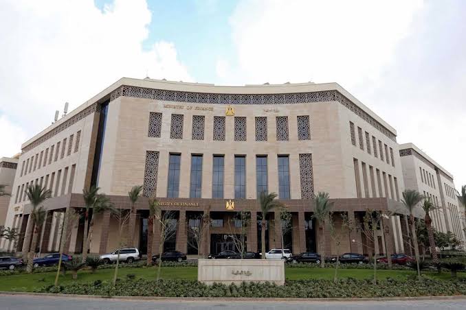 المالية تستعين بـ 4 مكاتب استشارية لإعادة تقييم العقارات