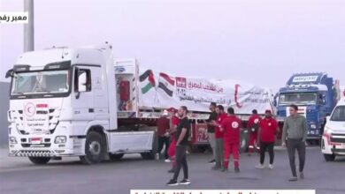 الهلال الأحمر المصري يكشف تعنت إسرائيل تجاه الشاحنات المصرية المتجهة لغزة
