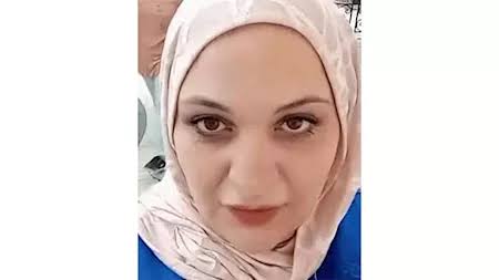 “مريضة وبتضرب ولادها”.. شقيقة البلوجر “ابنة الرئيس مبارك” تفجر مفاجأة “مريضة وبتضرب ولادها”.. شقيقة البلوجر “ابنة الرئيس مبارك” تفجر مفاجأة