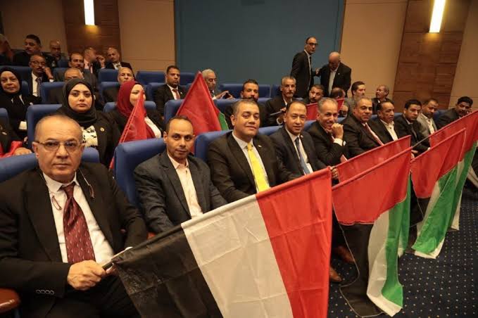 حماة الوطن يشيد بجهود مصر في إدخال المساعدات الإنسانية إلى قطاع غزة