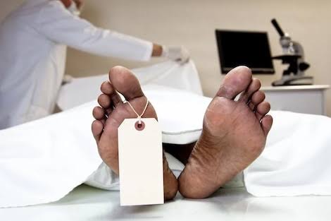 لغز جثة عامل الخليج في قنا.. الزوجة محتجزة والابن هارب لغز جثة عامل الخليج في قنا.. الزوجة محتجزة والابن هارب