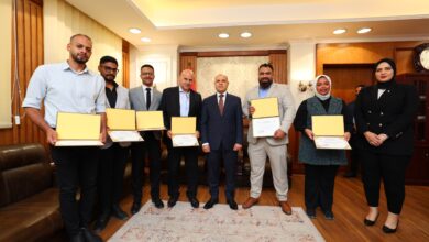 محافظ كفرالشيخ يُكرم فريق الإعلام لدورهم في تطوير الرسالة الإعلامية