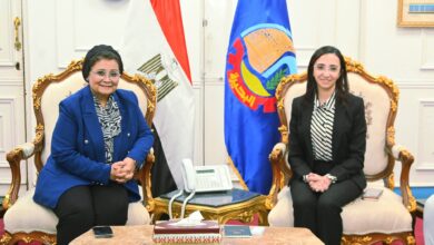 محافظ البحيرة تستقبل نائب وزير الصحة لشؤون السكان وتنمية الأسرة