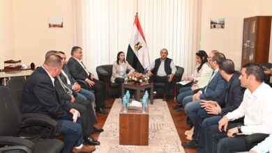  وزير قطاع الأعمال ومحافظ البحيرة يتابعان تقدم العمل لمجمع المصانع بشركة مصر للغزل والنسيج وصباغي البيضا بكفر الدوار